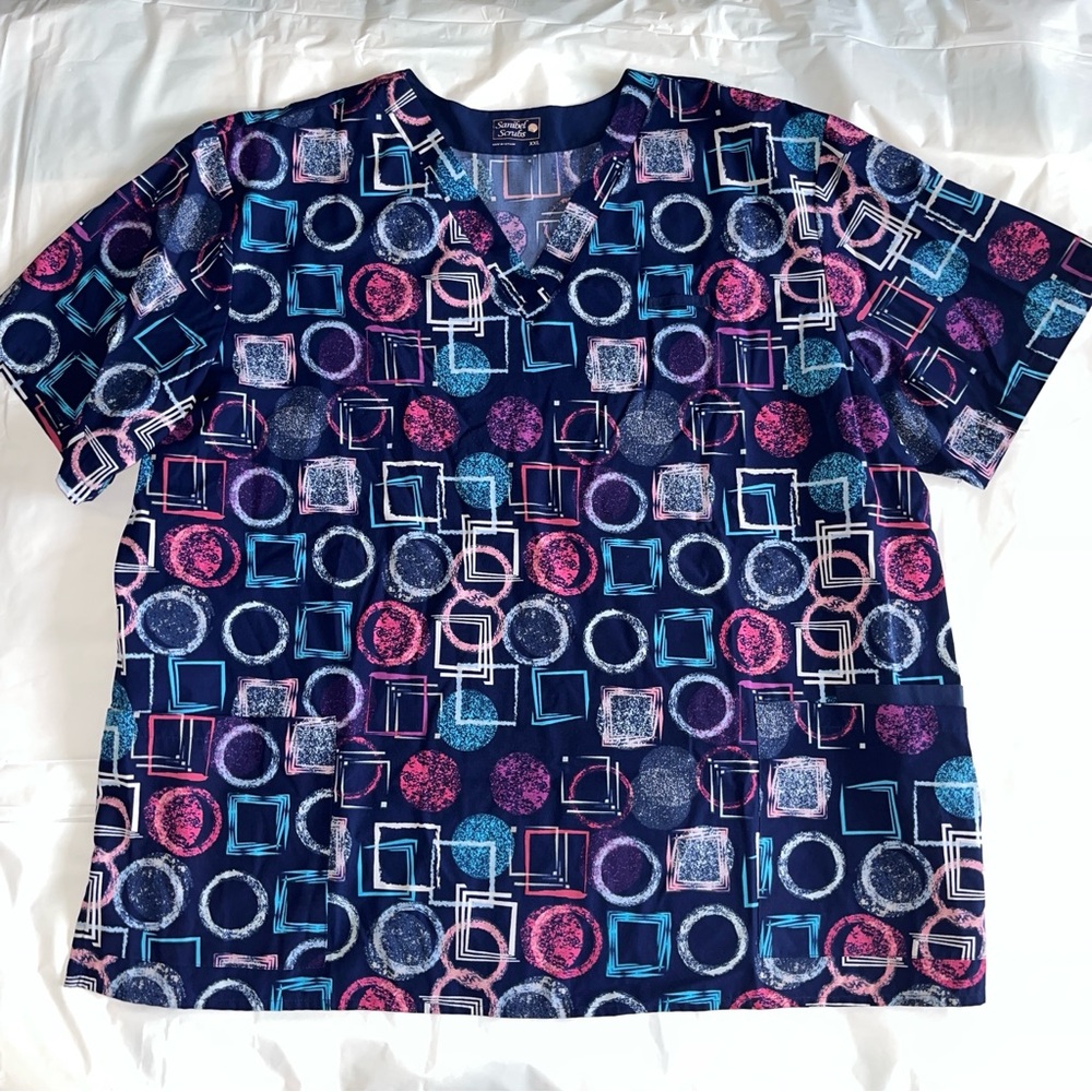 Geometric Patterned Women's Top
